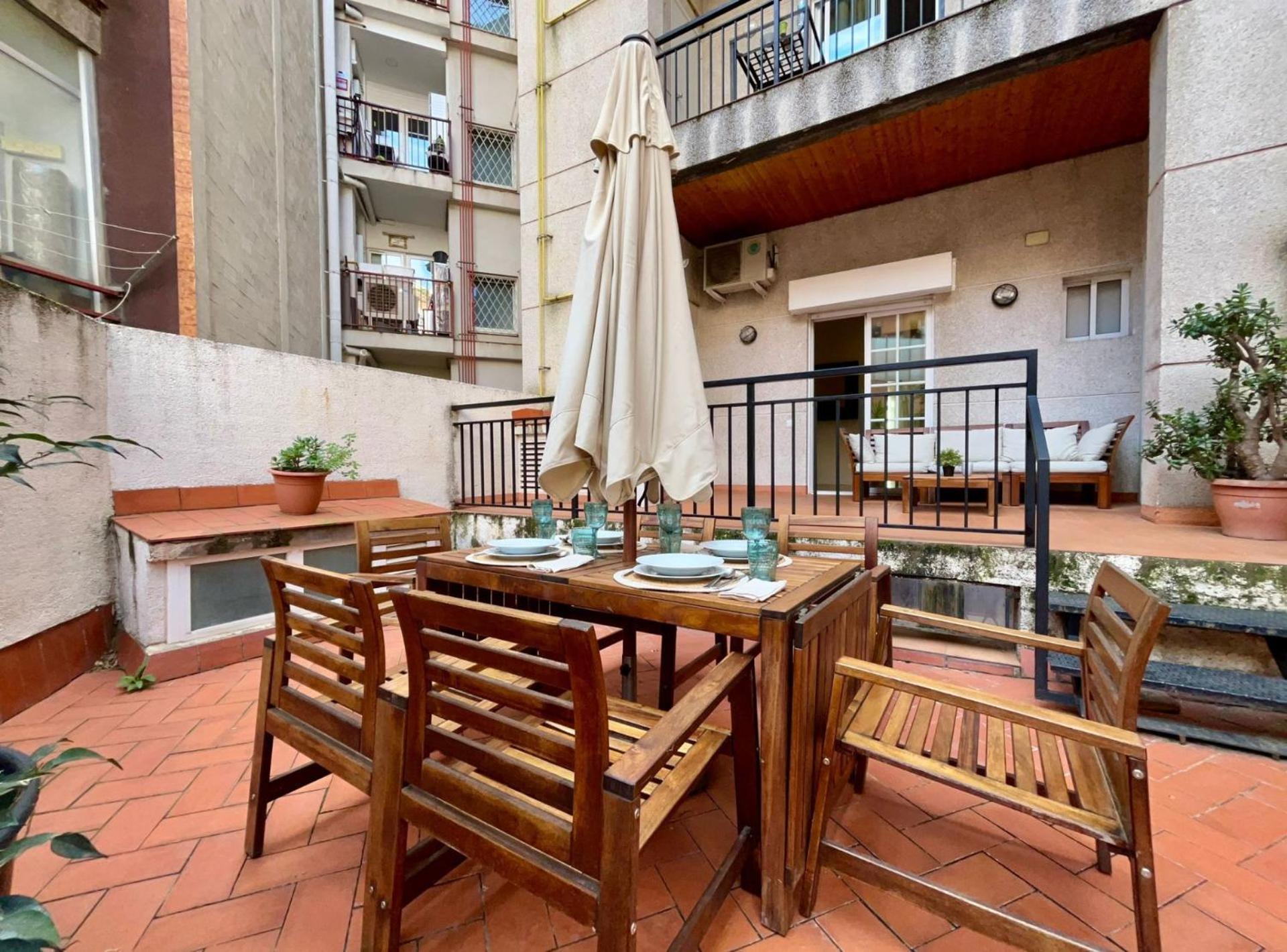 Urban Town Suites Terrace Barcellona Esterno foto